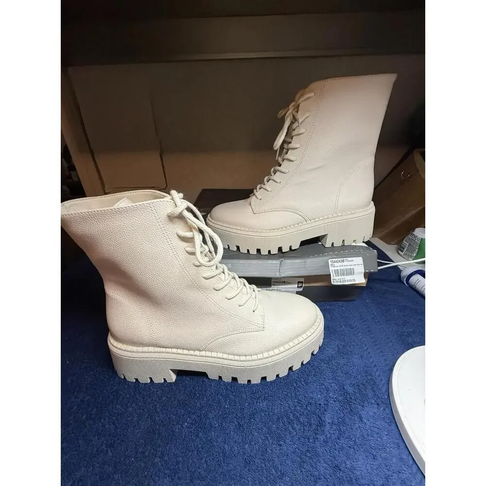 AREZZO MAYA Women's Pull On Lug Sole Combat Lace Up Beige Boots 8 Med $200 MSRP
